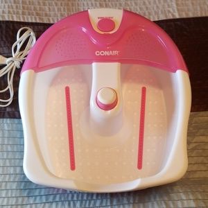 Conair foot bath with heat & bubbles